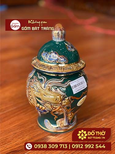 Tìm hiểu ý nghĩa của 3 chóe trên bàn thờ bạn nên biết