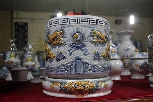 Chọn mua cỡ bát hương phi 14 đẹp và chất lượng nhất tại Không Gian Gốm