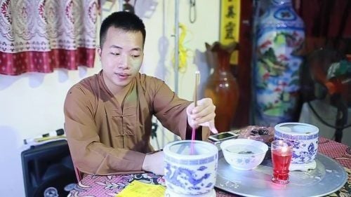 Bát hương hóa âm là hiện tượng gì?
