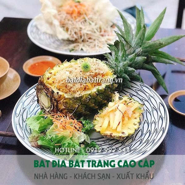 Cách chọn thực đơn và phục vụ món ăn cơ bản dành cho nhân viên