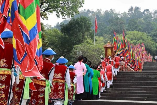Cúng mùng 10 tháng 3 tại nhà tươm tất và ý nghĩa