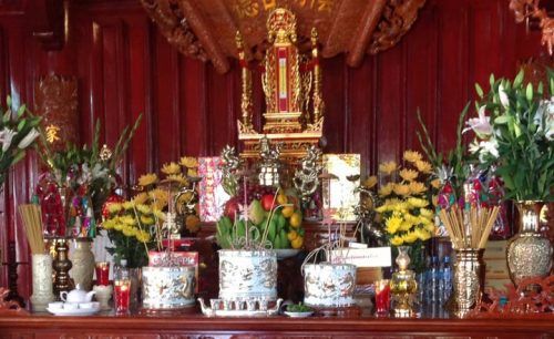 1989 hợp hướng nào ? nên đặt bàn thờ hướng nào tốt ?