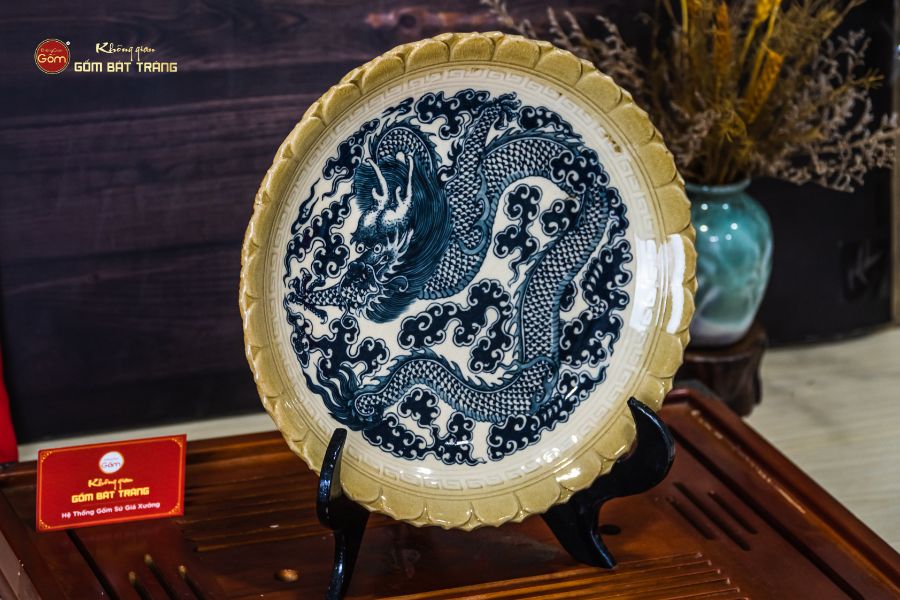 Đĩa Trưng Bày Men Hoàng Thổ Độc Long Đẳng Vân