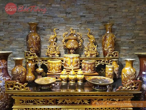 1982 hợp hướng nào ? nên đặt bàn thờ hướng nào tốt ?
