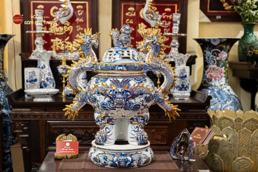 Đỉnh Hương Thờ Men Lam Vẽ Vàng Họa Tiết Thanh Long