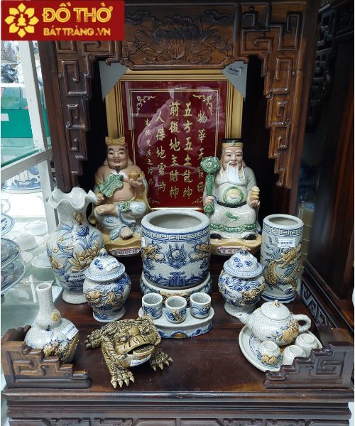 Hướng dẫn cách thỉnh bài vị thần tài đơn giản ngay tại nhà