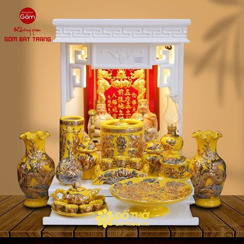 Hướng dẫn cách lập bài vị gia tiên, Thần tài, Thổ công đúng chuẩn tâm linh