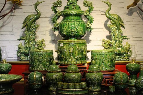 Hướng dẫn bày trí bàn thờ tại cửa hàng giúp gia chủ thu tài lộc
