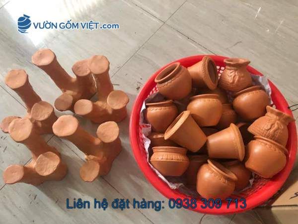 Ý tưởng dùng gốm đỏ trang trí khi thiết kế cảnh quan sân vườn