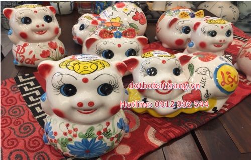 Nên trưng tượng heo may mắn bằng chất liệu gì cho ngày Tết?