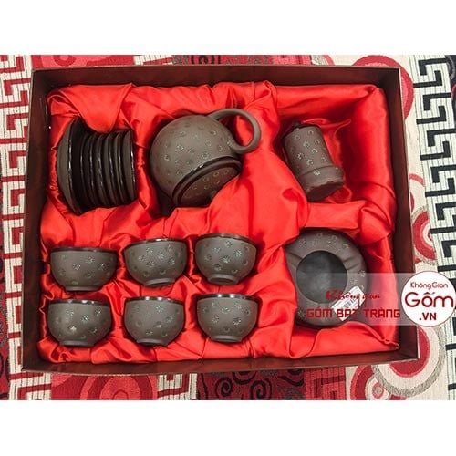 Những mẫu tượng Phật gốm sứ Bát Tràng chính hãng bạn nên biết để tránh mua nhầm