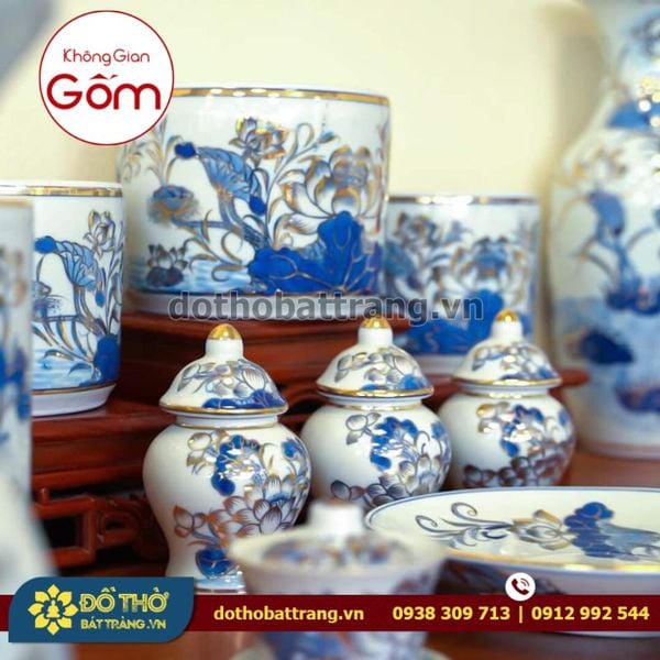 Những bộ đồ thờ cơ bản cần phải có trên bàn thờ Thần Tài