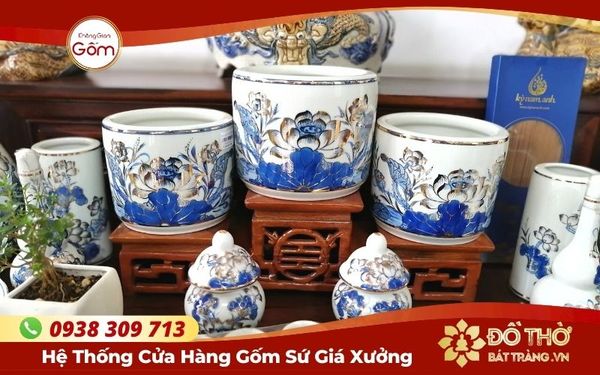 Nên dùng đồ đồng thờ cúng hay đồ thờ gốm sứ tốt hơn