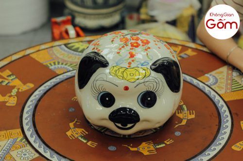 Nên trưng tượng heo may mắn bằng chất liệu gì cho ngày Tết?