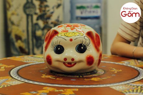 Nên trưng tượng heo may mắn bằng chất liệu gì cho ngày Tết?
