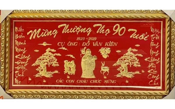 Top 5+ mẫu khánh vàng mừng thọ ấn tượng và trang trọng nhất