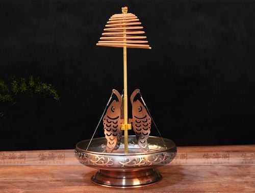 Làm sao phân biệt được đúng các loại nhang trầm hương thật – giả?