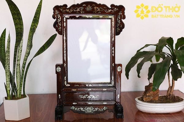 Mua khung ảnh thờ có chân TpHCM – Chọn khung ảnh thờ có chân phù hợp