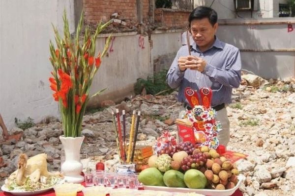 Bài văn khấn cúng lễ tạ đất đầu năm
