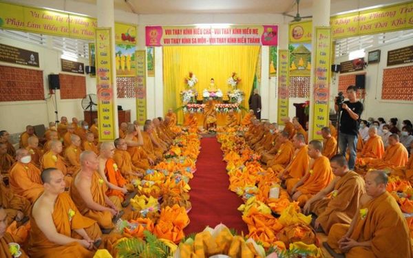 Những việc nên làm trong ngày lễ Vu Lan Báo Hiếu