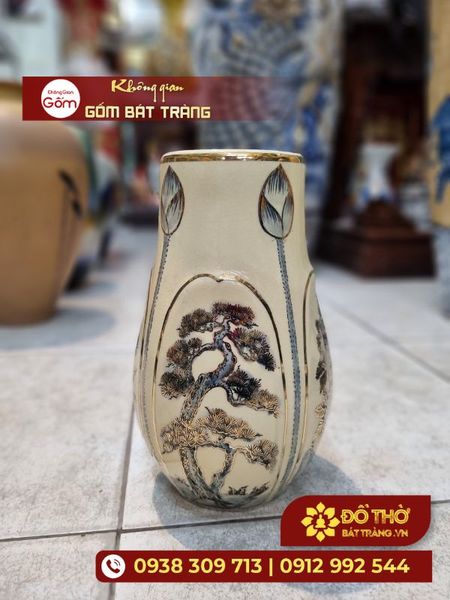 Cách cắm hoa lan dâng bàn thờ đón tài lộc ngày Tết