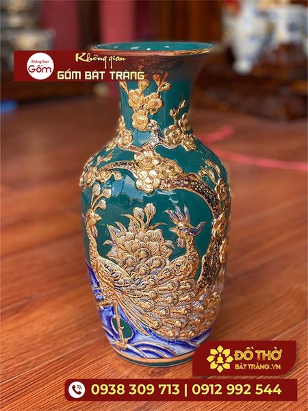Bình hoa bàn thờ cao cấp và những loại hoa thích hợp trong thờ cúng
