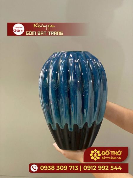 Bật mí các mẫu bình gốm sứ cắm tuyết mai đẹp chơi Tết