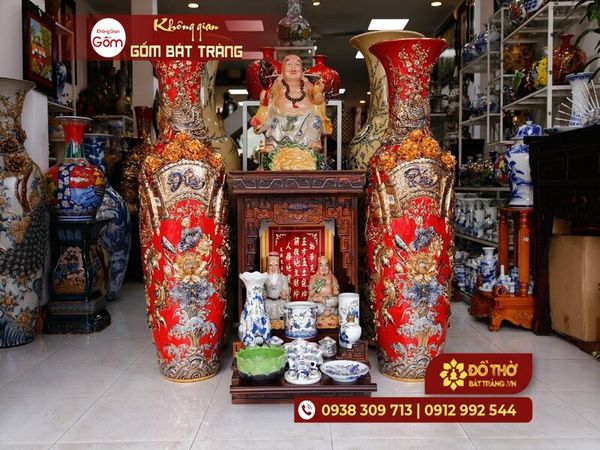 Chọn lộc bình trang trí phòng khách sang trọng, hợp phong thủy