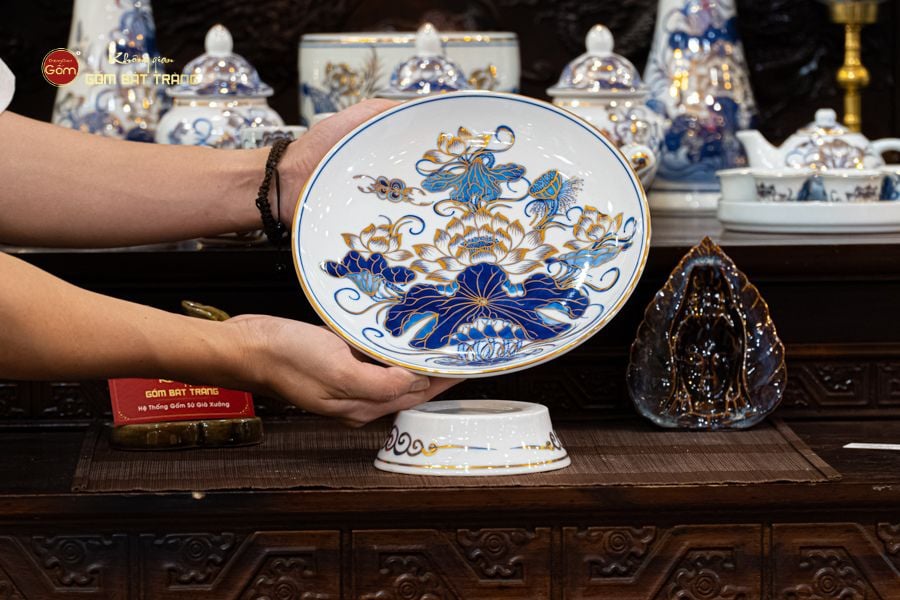 Mâm Bồng Men Lam Vẽ Vàng Họa Tiết Hoa Sen