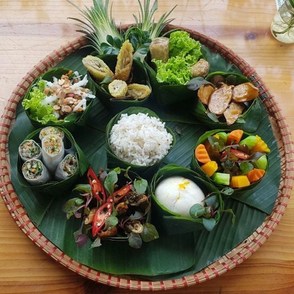 Cúng lễ Phật Đản Sanh tại nhà đúng cách