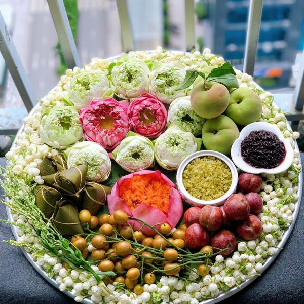 Gợi ý 5+ bộ bát đĩa, khay sứ cúng Tết Đoan Ngọ