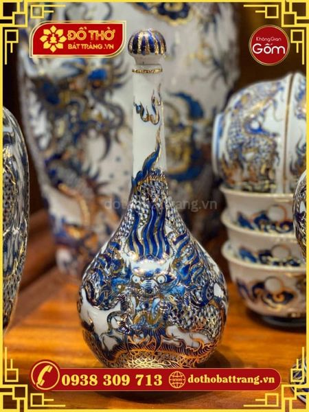 5 Mẫu nậm rượu gốm sứ Bát Tràng giá tốt cho bàn thờ gia tiên
