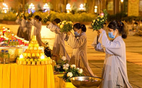 Những việc nên làm trong ngày lễ Vu Lan Báo Hiếu