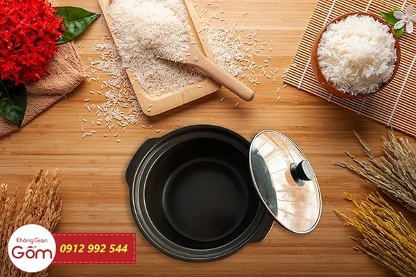 Nồi sứ nấu cháo cho bé tốt nhất mua ở đâu ? giá bán bao nhiêu tiền ?