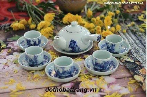 Giá bộ ấm chén bát tràng cao cấp là bao nhiêu tiền ?