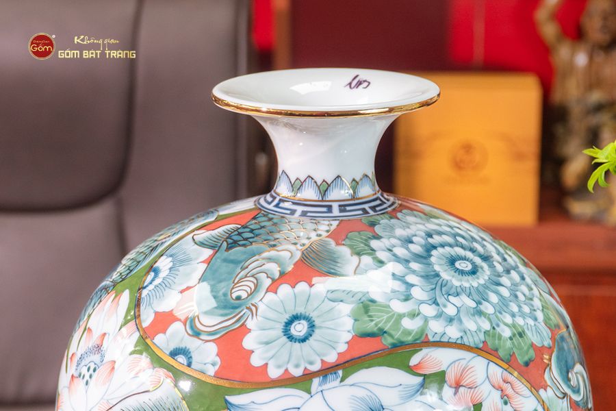 Quả Hút Lộc Men Trắng Vẽ Vàng Liên Ngư Cát Tường