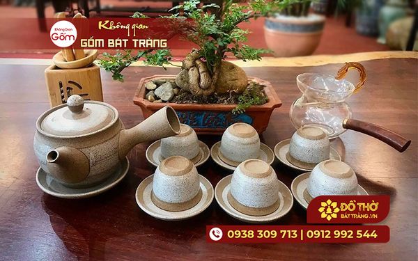 Bộ ấm chén quà tặng tân gia – Bộ ấm chén phù hợp dành tặng những ai?