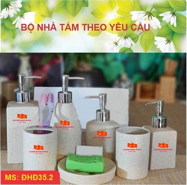 Đặt hàng quà tặng đại hội công đoàn in logo theo yêu cầu ở đâu ?