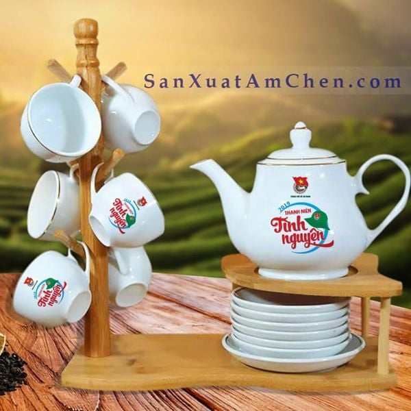 Đặt hàng bộ ấm chén quà tặng cho doanh nghiệp ở đâu đẹp và chất lượng ?