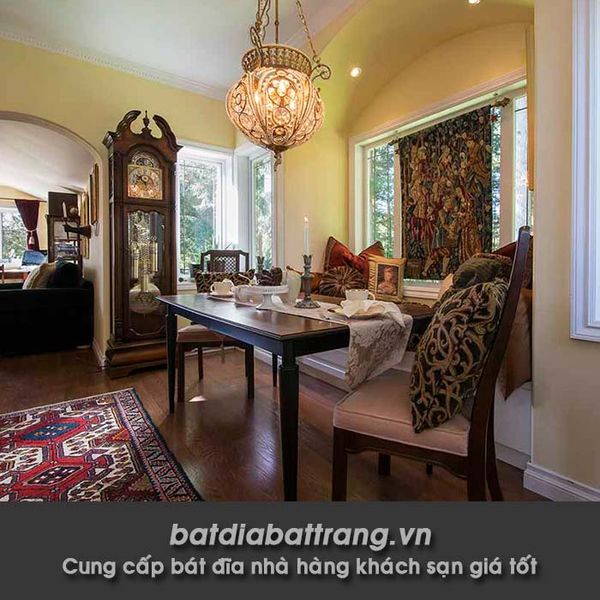 Tìm hiểu quy trình phục vụ và cách dùng bữa tại nhà hàng món âu P1