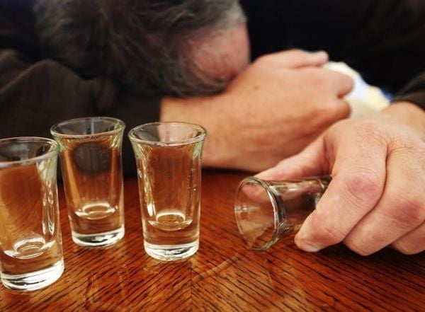 Xem ngay các bài thuốc ngâm rượu cường dương giúp “cứu rỗi” chuyện ấy