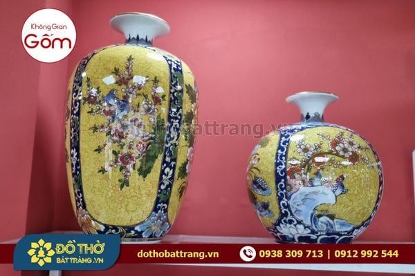 Chọn bình cắm hoa cỡ lớn trang trí phòng khách thêm thu hút