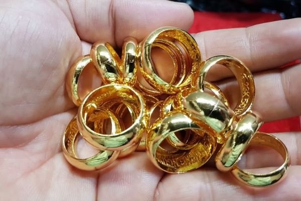 Ngày vía Thần Tài nên mua gì cầu may mắn, sung túc cả năm?