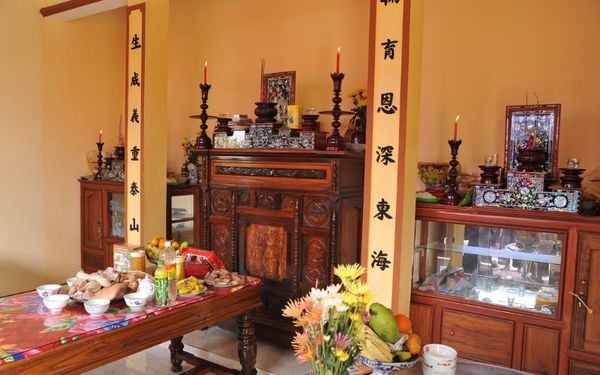 TOP 10 Mẫu tủ thờ gia tiên đẹp tại TP. HCM