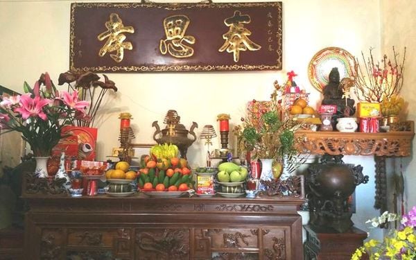 TOP 10 Mẫu tủ thờ gia tiên đẹp tại TP. HCM