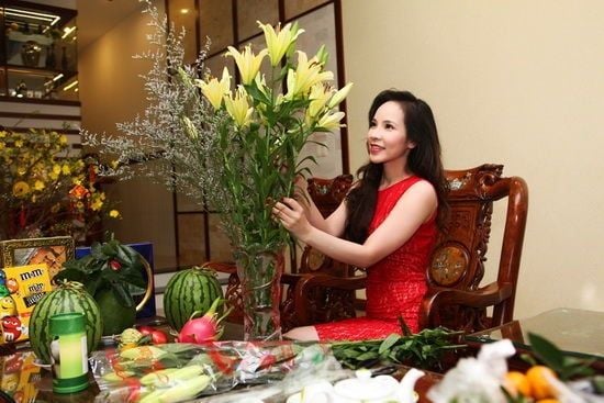 Tục chưng hoa ngày Tết của người Việt – Tục thờ cúng ngày Tết