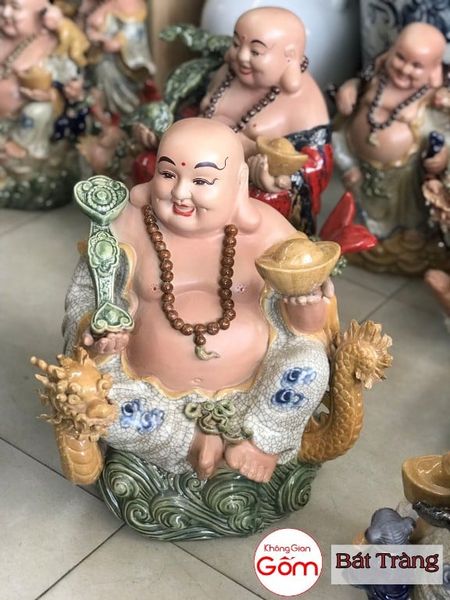Cửa hàng bán tượng phật di lặc hcm đẹp
