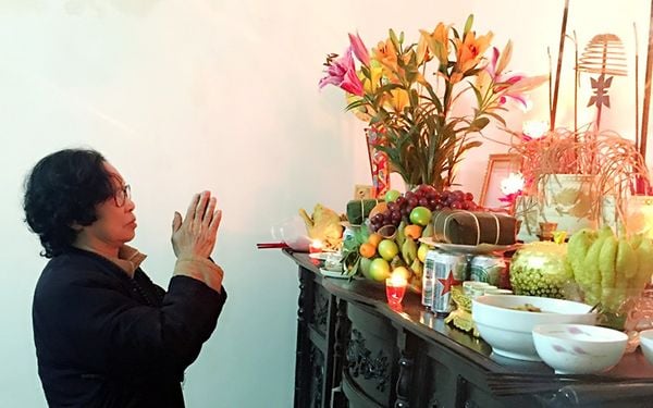 Văn khấn cúng mùng 2 Tết
