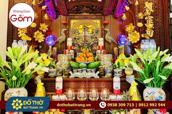 Cách cắm hoa lan dâng bàn thờ đón tài lộc ngày Tết