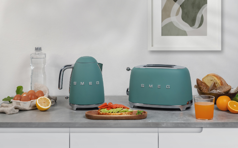 Máy nướng bánh mì SMEG EGMEU - Màu Emerald Green
